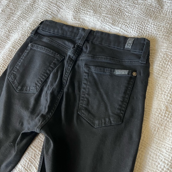 7 for All Mankind Bair The Ankle Skinny Blacked Distressed Jeans Size 26 - Picture 11 of 11
